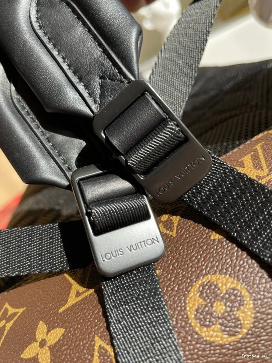 First bag ru DEAN VUITTON LOUIS BACKPACK 0712